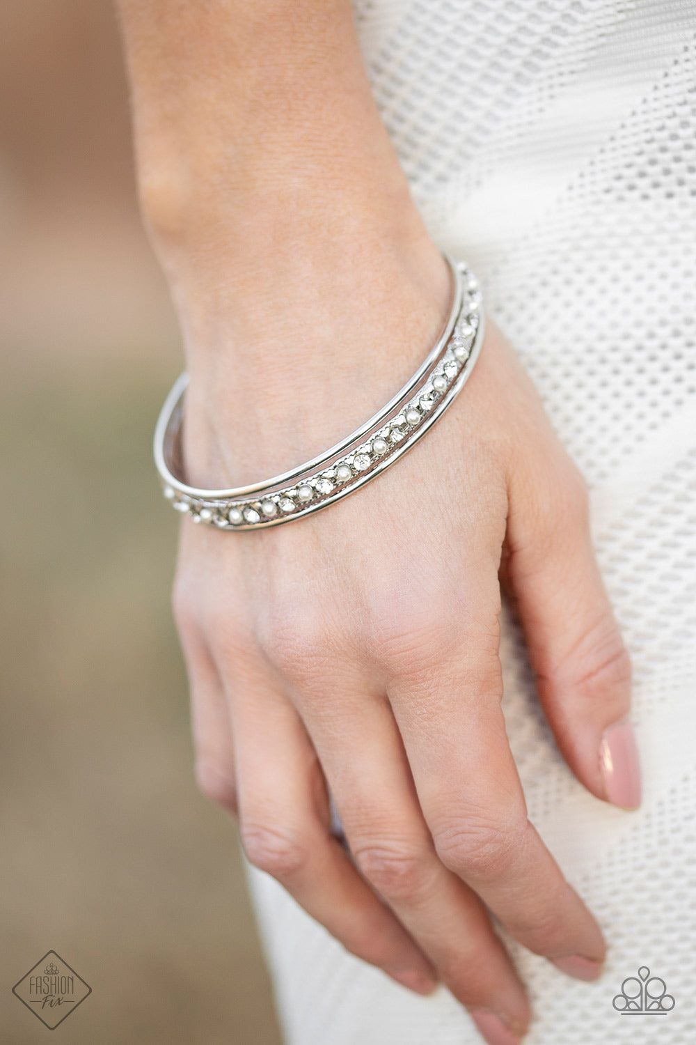 Ballroom Bauble-White