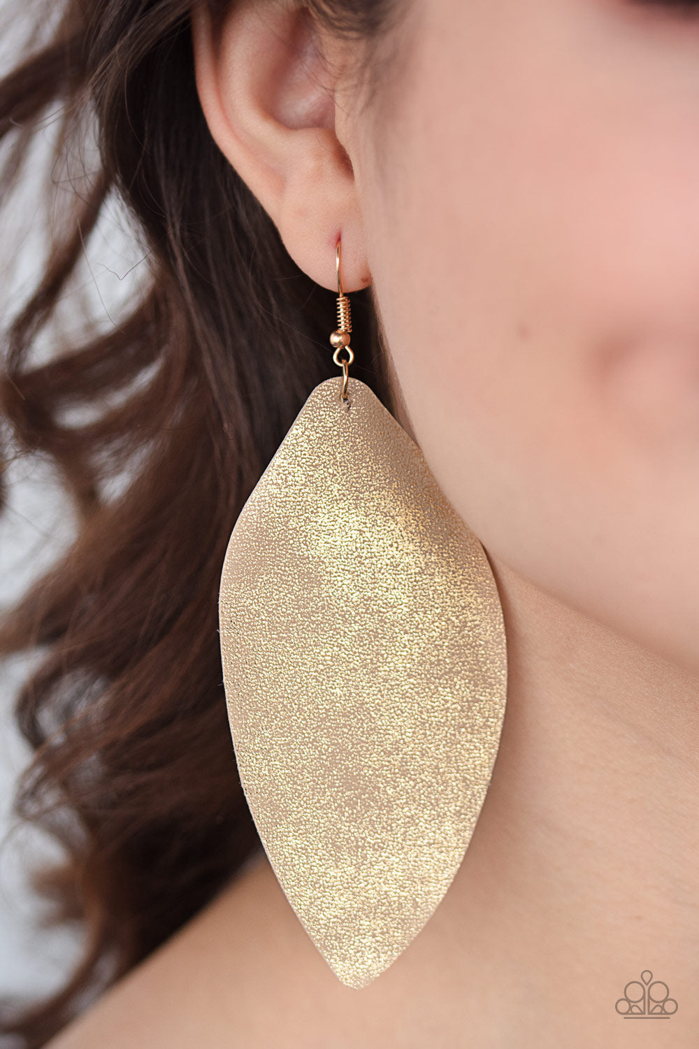 Serenely Smattered-Gold