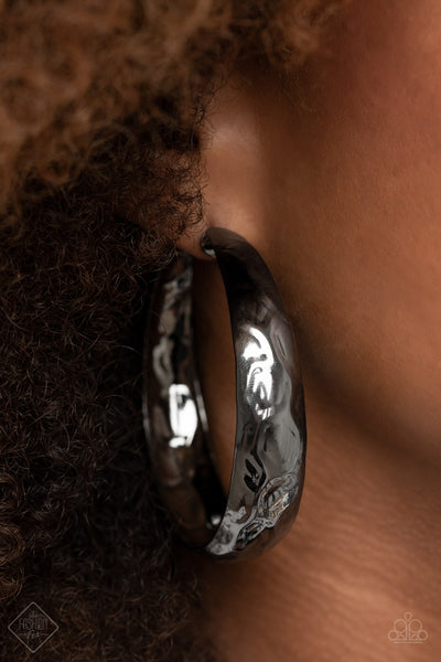 Hey, HAUTE-Shot-Black Hoop