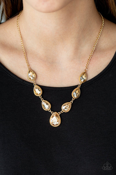 Socialite Social-Gold