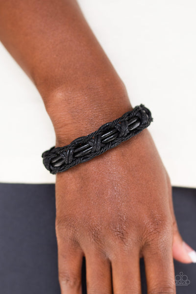Don’t WEAVE Me Hanging-Black
