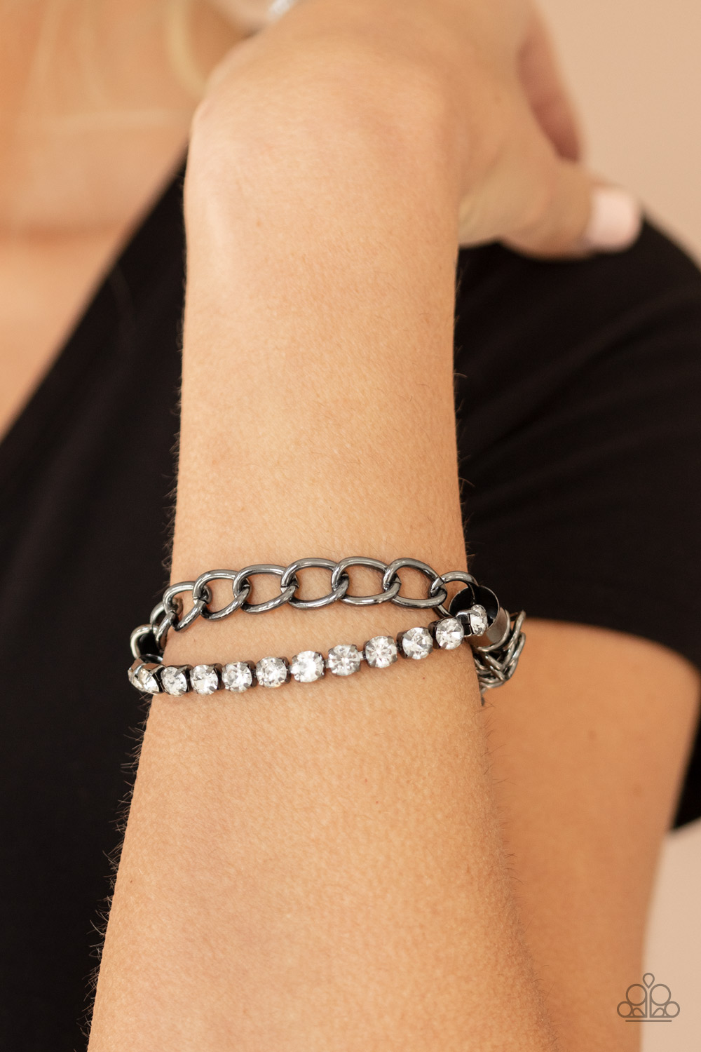 Glamour Grid- Black
